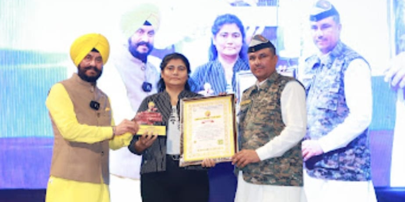 Dr. Thejo Kumari Amudala Honored with Shaheed Bhagat Singh Noble Award for Global Peace and Human Rights Ambassadorship